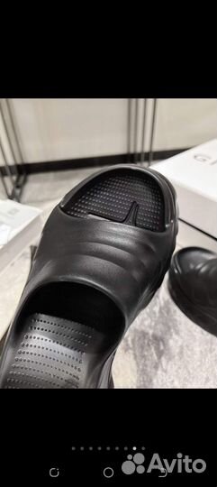 Сабо Givenchy (35-40)