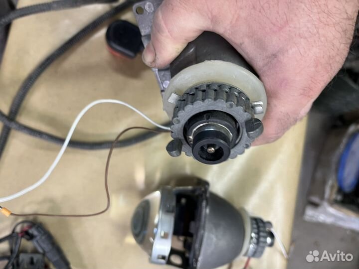 Комплект би ксенона с линзами под H4