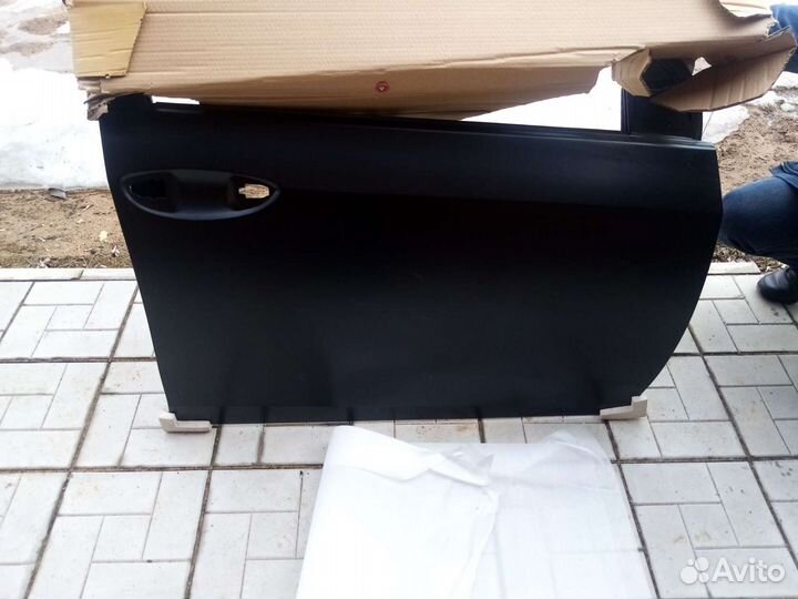 Дверь Toyota Corolla E 180 передняя правая