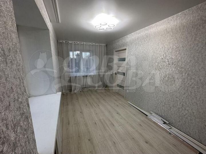 2-к. квартира, 42 м², 3/5 эт.