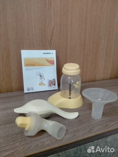 Молокоотсос medela ручной