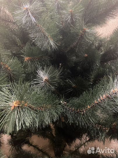 Елка искусственная