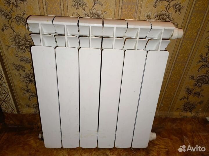 Продаю радиатор отопления