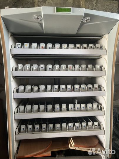 Шкаф для сигарет бу