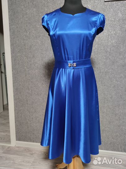 Вечернее платье 46 размера в пол