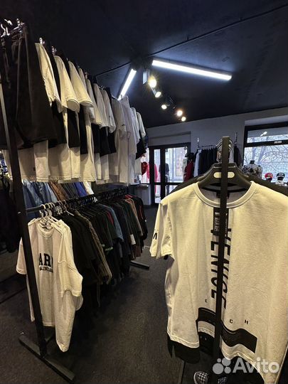 Продаю готовый бизнес магазин одежды