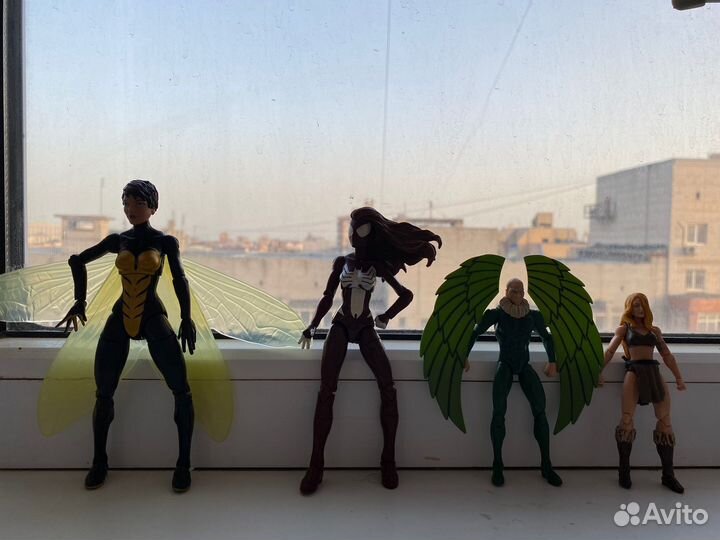 Фигурки marvel и super heros girls