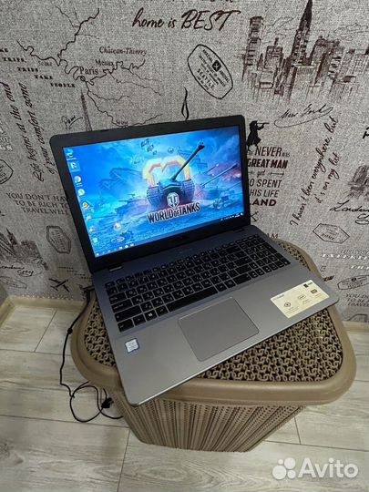 Asus R542UF (i3 8 поколения / ssd диск )