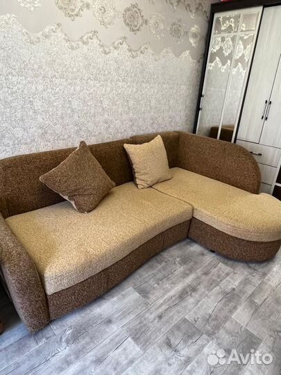 Большой угловой диван раскладной бу
