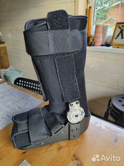 Ортез на голеностопный сустав