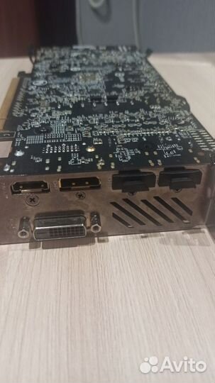 Видеокарта Radeon Gigabyte rx 580 не рабочая