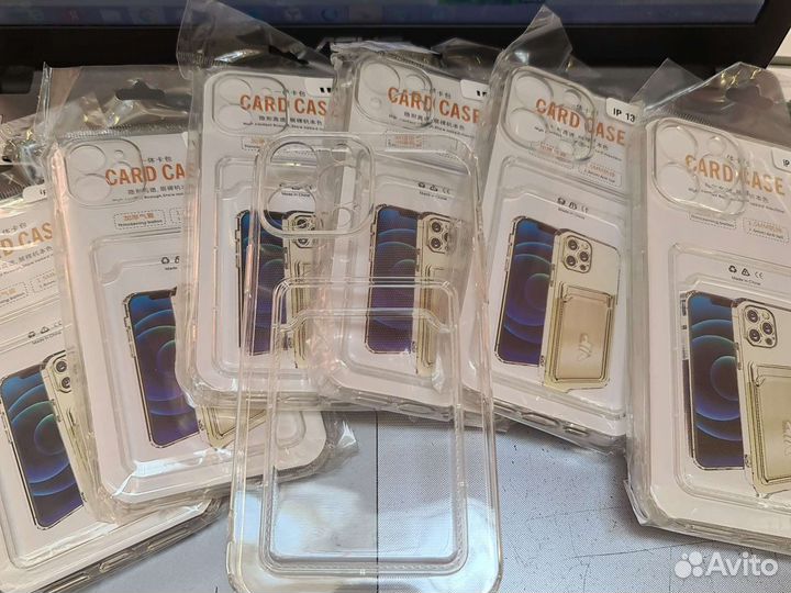 Чехол с отделом под карту iPhone