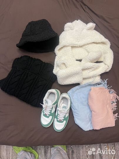 Шапка и шарфы