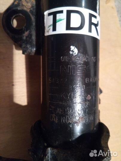 Cтойки передние Nissan Juke