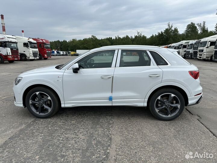 Audi Q3 1.4 AMT, 2023, 36 км