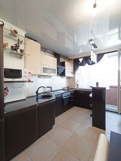 2-к. квартира, 63 м², 10/20 эт.