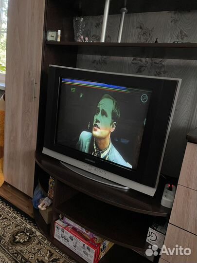 Телевизор samsung