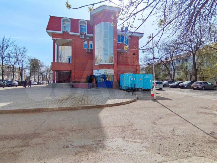 Помещение с арендатором 1312 м2 Проспект Октября