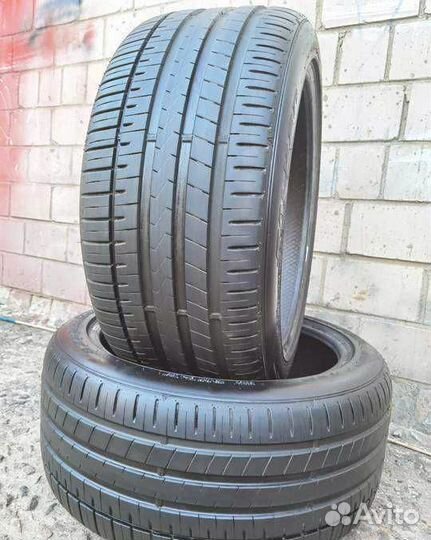 Falken Azenis FK-510 275/40 R19 105Y