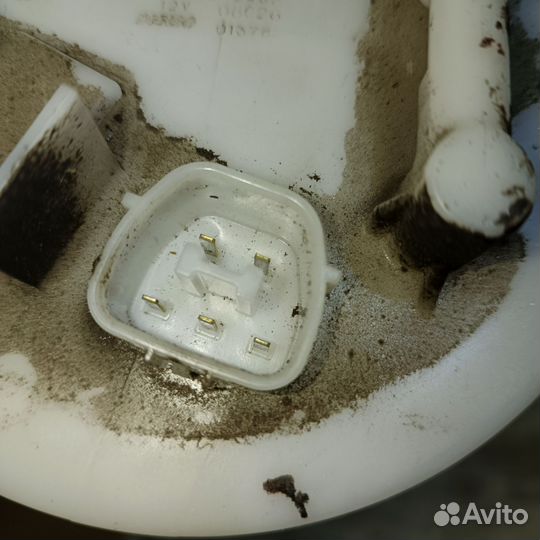 Топливный насос Mitsubishi Outlander 3