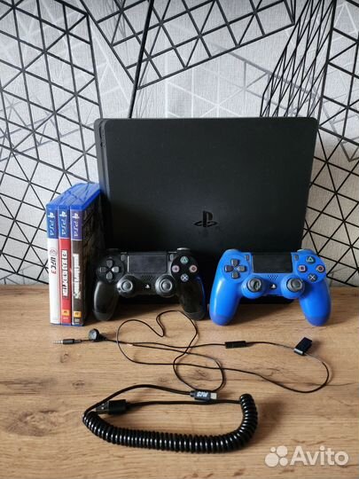 Sony PS4 slim