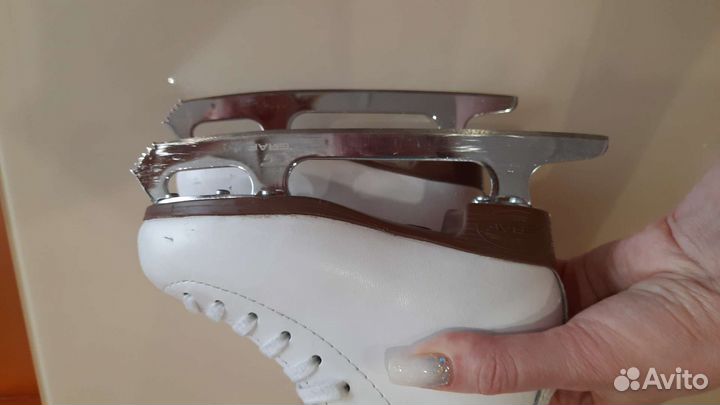 Фигурные коньки граф топаз р.27