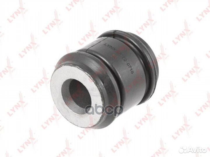 Сайлентблок поперечной тяги зад прав/лев B8192