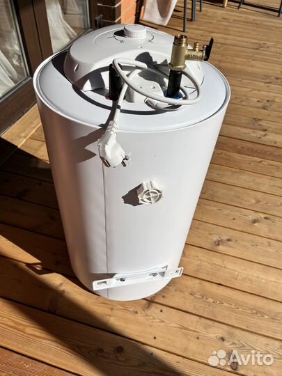 Водонагреватель electrolux EWH 100