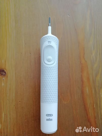 Электронная зубная щётка oral b