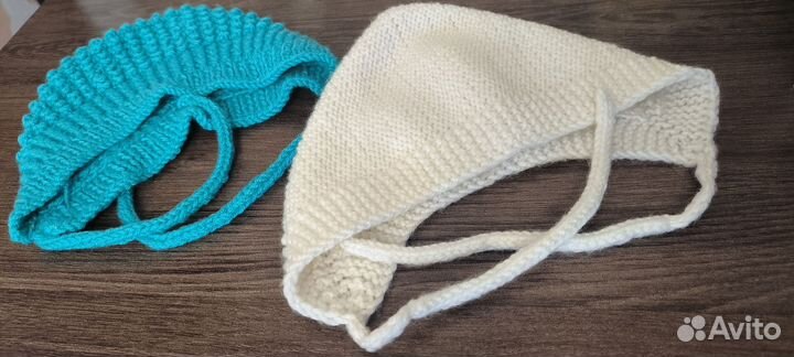 Вязанная шапка детская весенняя