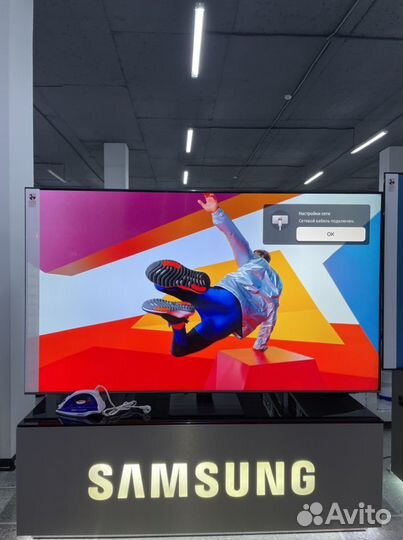 Огромный телевизор Samsung 85Q77A 214см