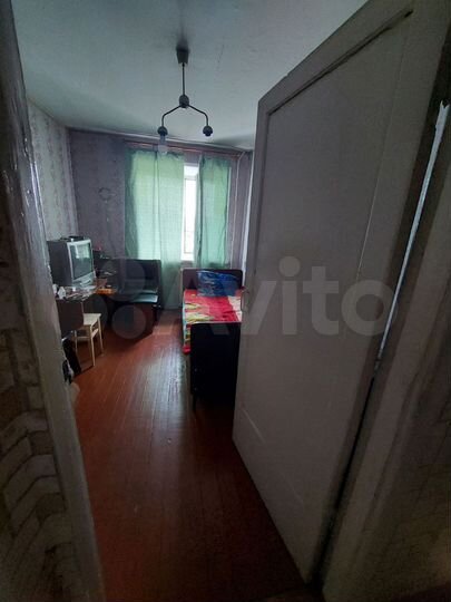 Доля в 4-к. квартире, 59,7 м², 3/5 эт.
