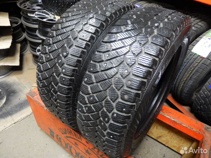 Gislaved Nord Frost 200 SUV 215/65 R16