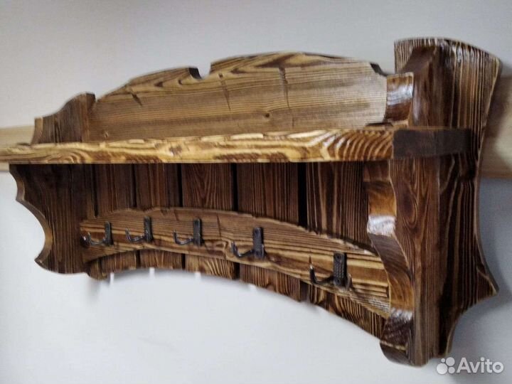 Полка из дерева