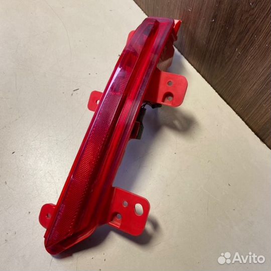 Фонарь противотуманный задний левый Geely Monjaro