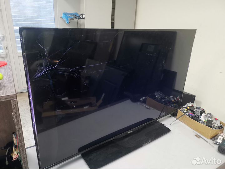Телевизор Philips 47PFL3188 (Разбор)(По запчастям)