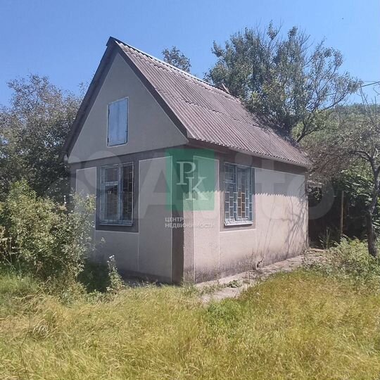 Дом 22,3 м² на участке 3,9 сот.