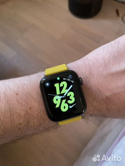 Ремешок Uniq для Apple Watch 42-44-45 mm