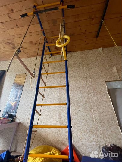 Детская шведская стенка