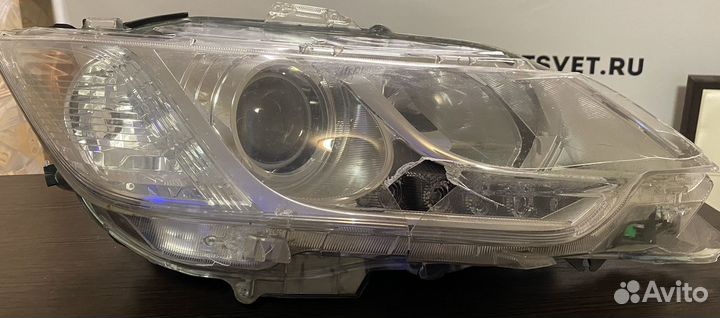 Фара toyota camry 50