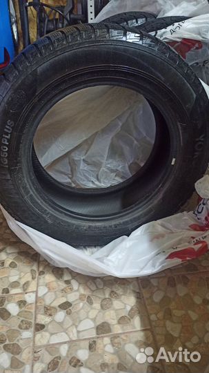 Yokohama Ice Guard IG50+ 215/60 R16