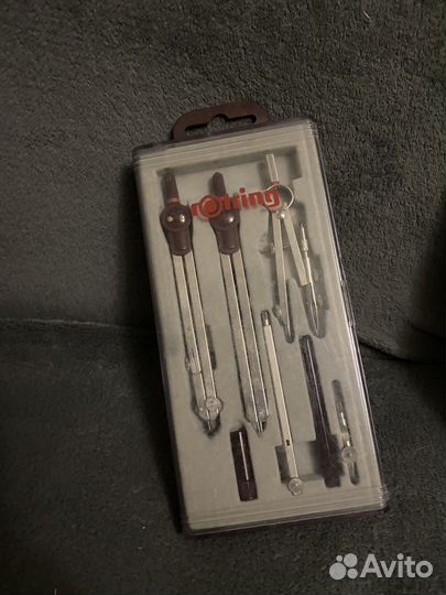 Готовальня и циркуль Rotring