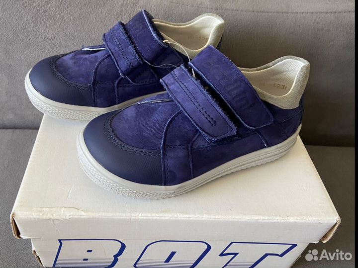 Полуботинки для мальчика Bottilini 25 новые