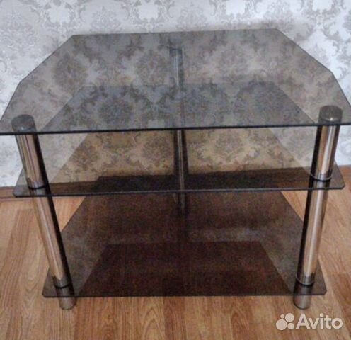Стеклянная тумба под тв