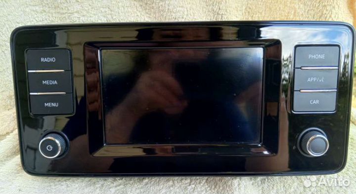 Автомагнитола оригинал на volkswagen polo 6 2020