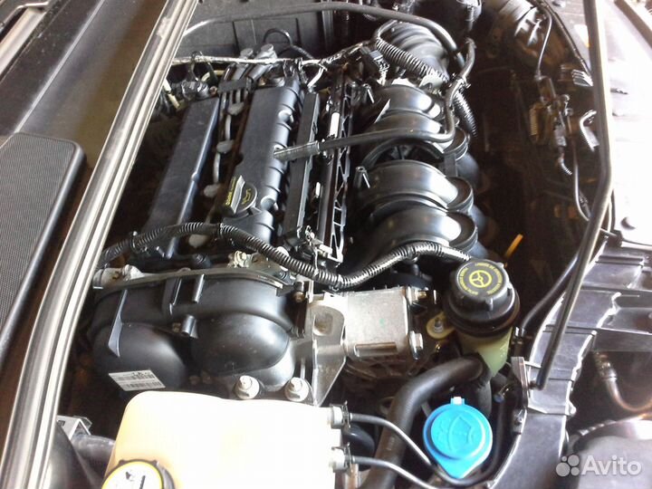 Пластик под капотом 1.6. форд фокус 3