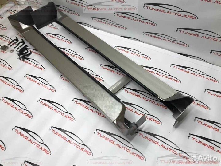 Подножки (пороги) Toyota Land Cruiser 100 F6912