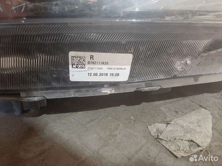 Фара передняя правая LED hyundai tucson 3