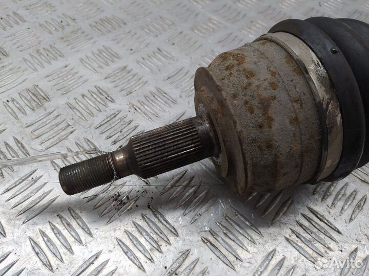 Б/У Б/У Полуось передняя правая (приводной вал