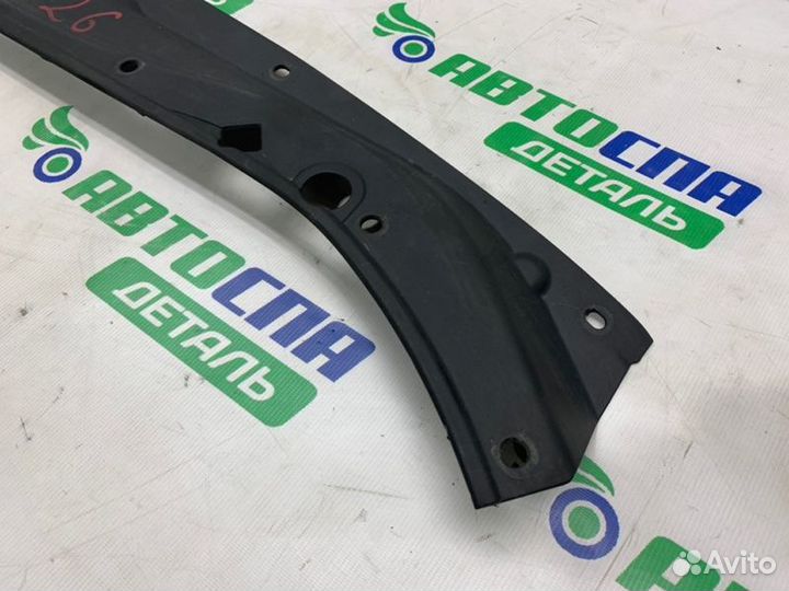 Накладка замка капота передняя Kia Sportage